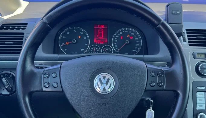 Volkswagen Touran  - 2006
