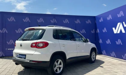 Volkswagen Tiguan  - 2008