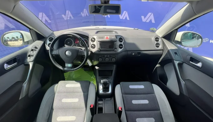 Volkswagen Tiguan  - 2008