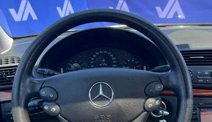 Mercedes-Benz E200  - 2008