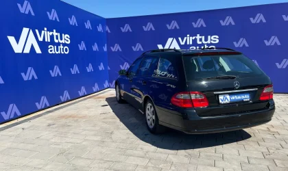 Mercedes-Benz E200  - 2008