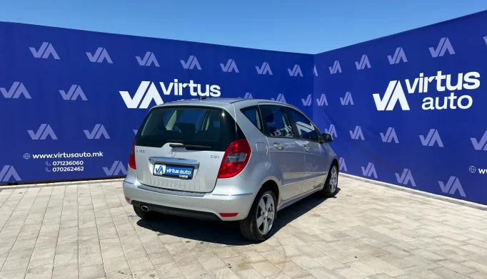 Mercedes-Benz A180  - 2012