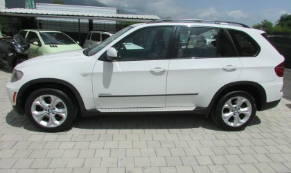 BMW X5  - 2012