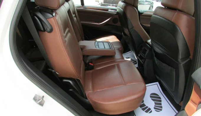 BMW X5  - 2012