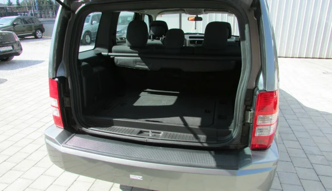 Jeep Cherokee  - 2012