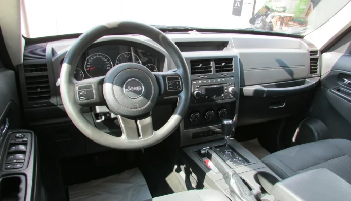 Jeep Cherokee  - 2012