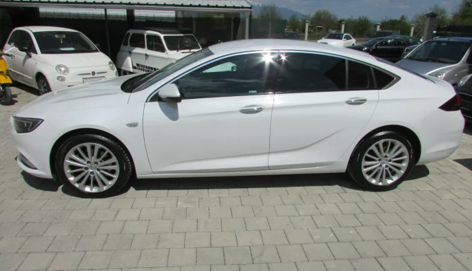 Opel Insignia  - 2019