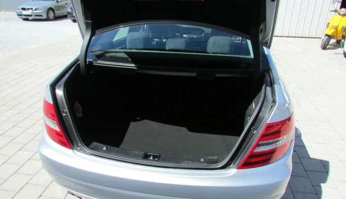 Mercedes-Benz C-Class  - 2011