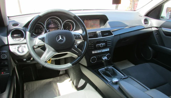 Mercedes-Benz C-Class  - 2011