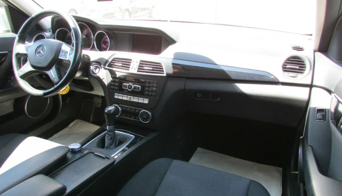 Mercedes-Benz C-Class  - 2011