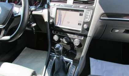 Volkswagen Golf  - 2013