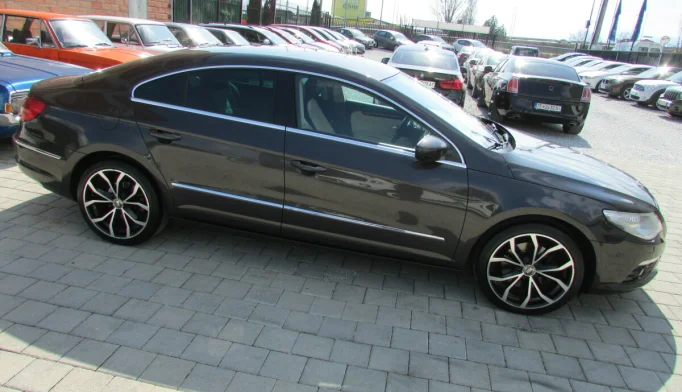 Volkswagen Passat CC  - 2009