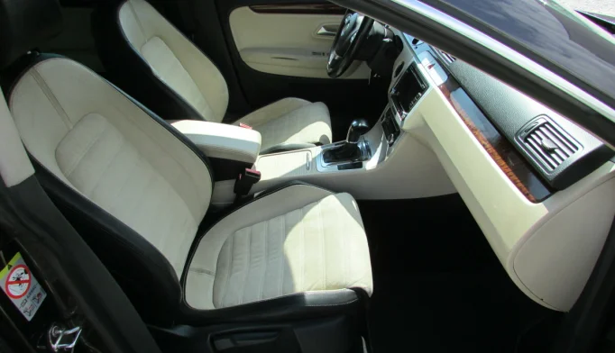 Volkswagen Passat CC  - 2009