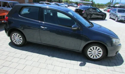 Volkswagen Golf  - 2010