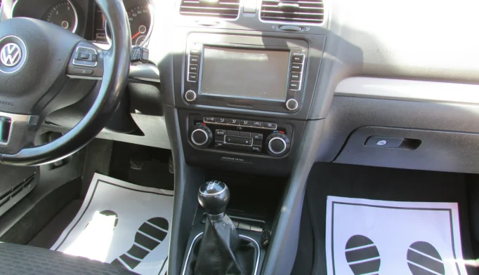 Volkswagen Golf  - 2010