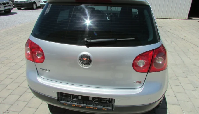 Volkswagen Golf  - 2009