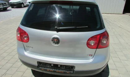 Volkswagen Golf  - 2009