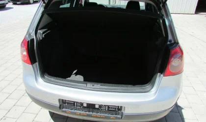 Volkswagen Golf  - 2009