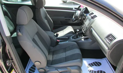 Volkswagen Golf  - 2009
