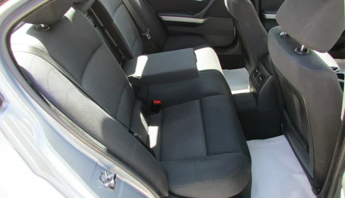 BMW 3 Series  - 2005