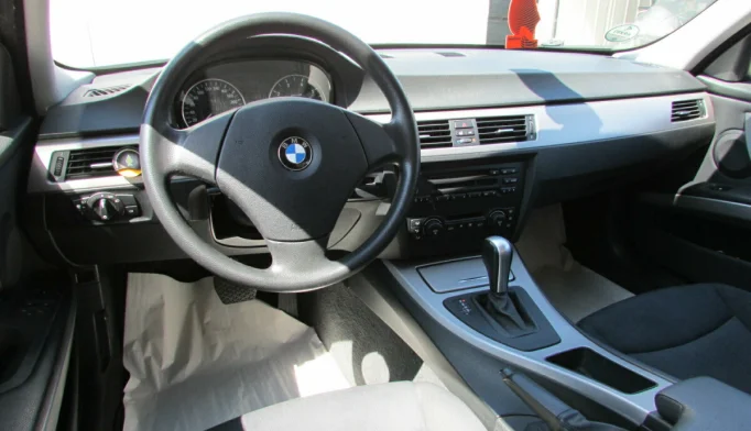 BMW 3 Series  - 2005