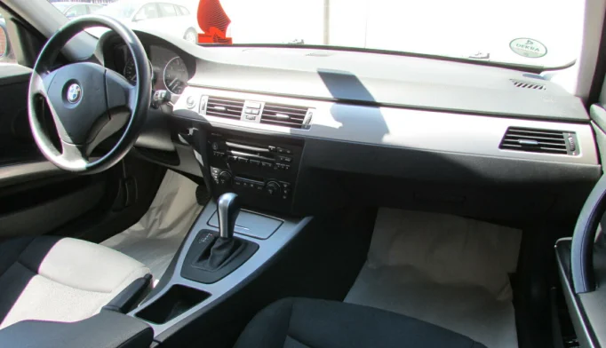 BMW 3 Series  - 2005