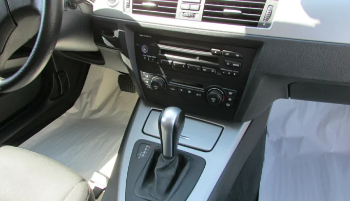 BMW 3 Series  - 2005