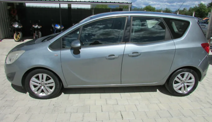 Opel Meriva  - 2011