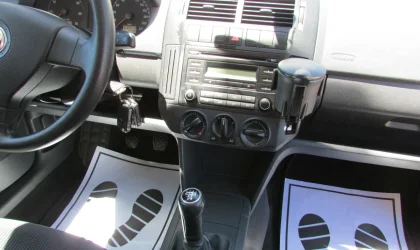 Volkswagen Polo  - 2009
