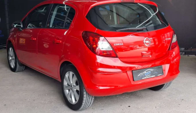 Opel Corsa  - 2013