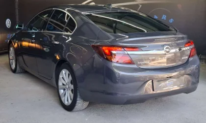 Opel Insignia  - 2016