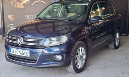 Volkswagen Tiguan  - 2012