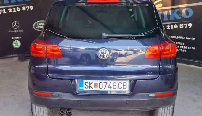 Volkswagen Tiguan  - 2012