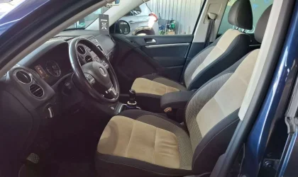 Volkswagen Tiguan  - 2012