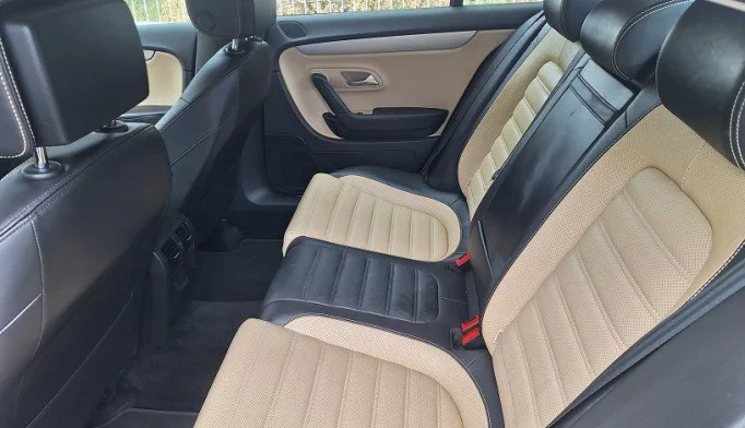 Volkswagen Passat CC  - 2012