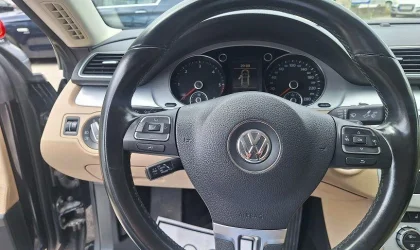 Volkswagen Passat CC  - 2012