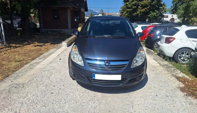 Opel Corsa  - 2008