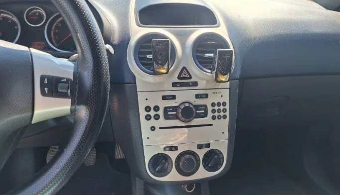 Opel Corsa  - 2008