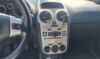 Opel Corsa  - 2008