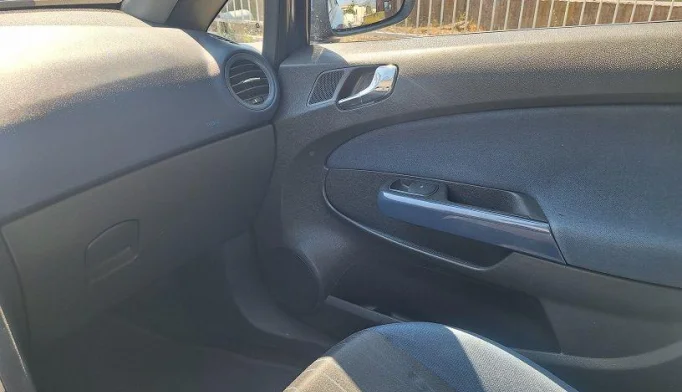 Opel Corsa  - 2008