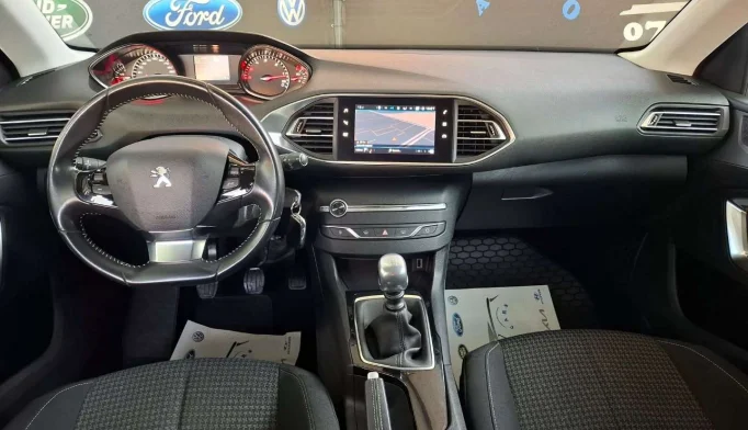 Peugeot 308  - 2019