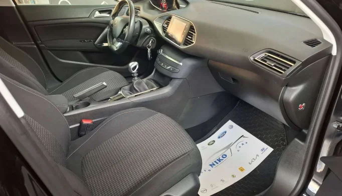 Peugeot 308  - 2019