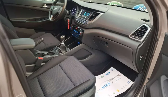 Hyundai Tucson  - 2015