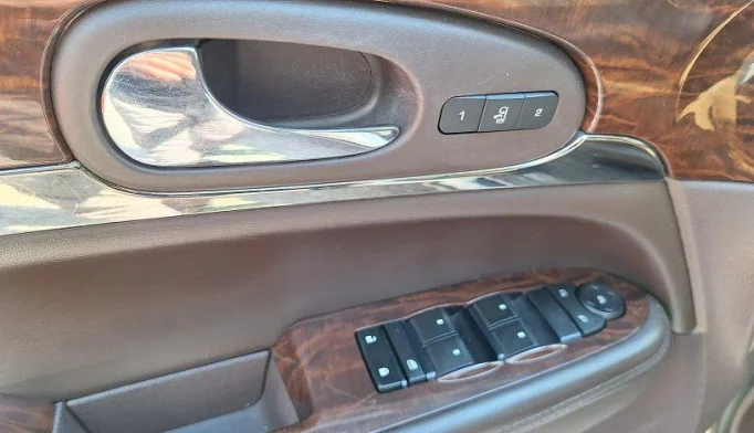 Buick Enclave  - 2012