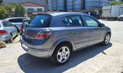 Opel Astra  - 2007