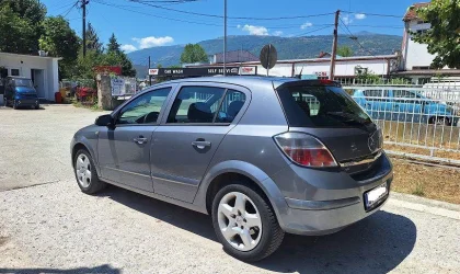 Opel Astra  - 2007