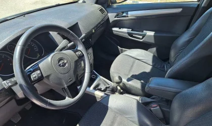 Opel Astra  - 2007