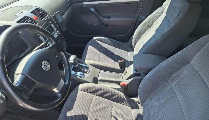 Volkswagen Golf  - 2008