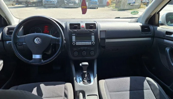 Volkswagen Golf  - 2008