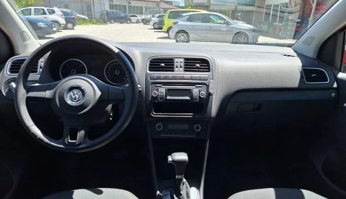 Volkswagen Polo  - 2010